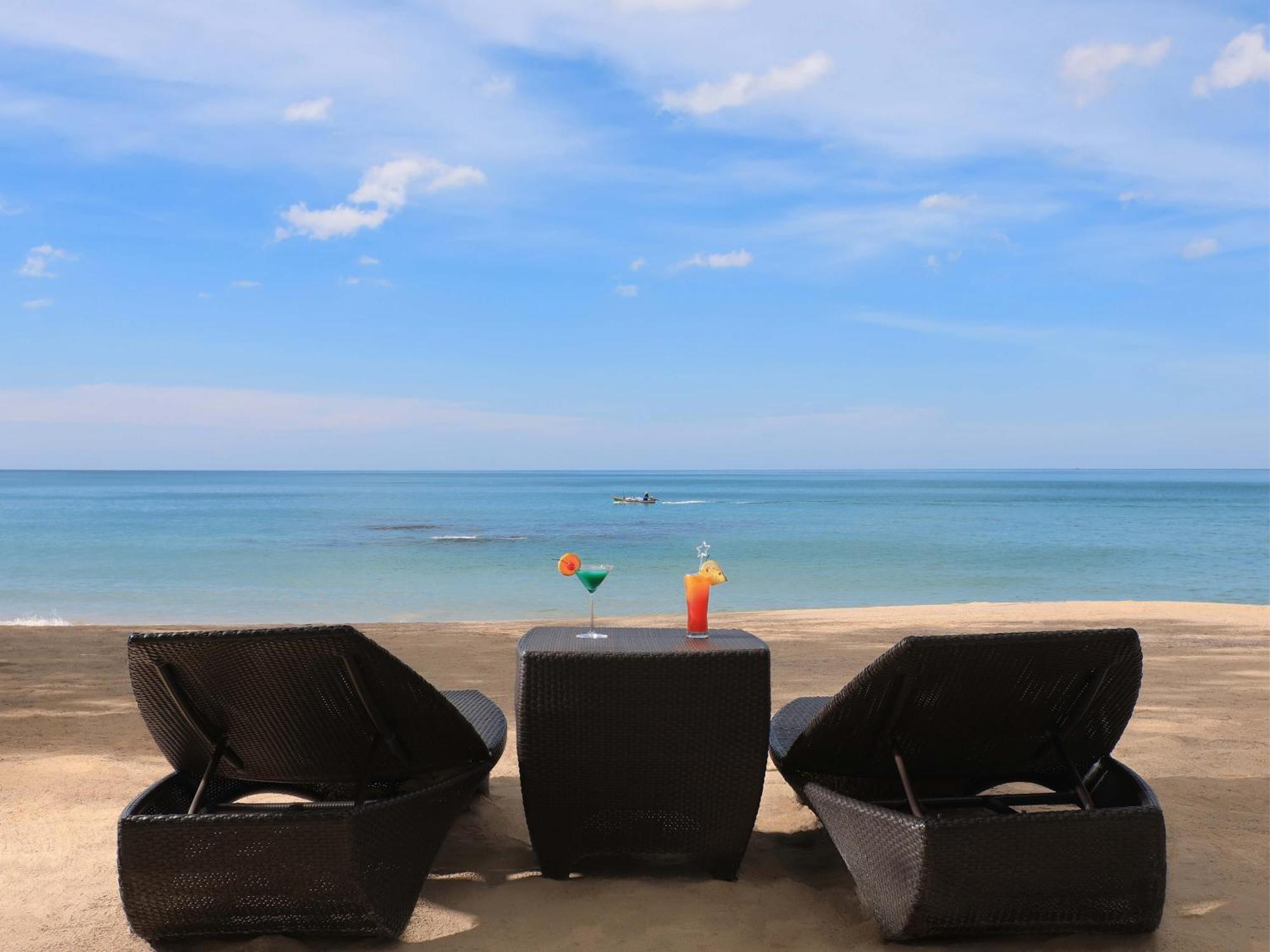 Natai Beach Resort Bagian luar foto